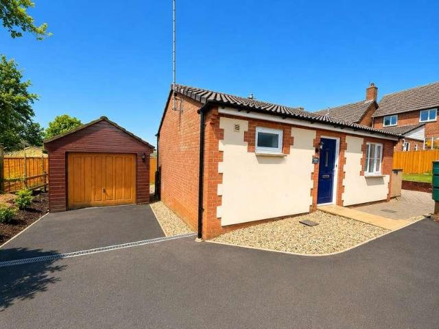 1 bed house for sale