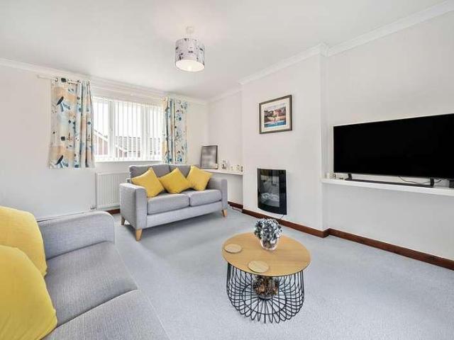 1 bed house for sale