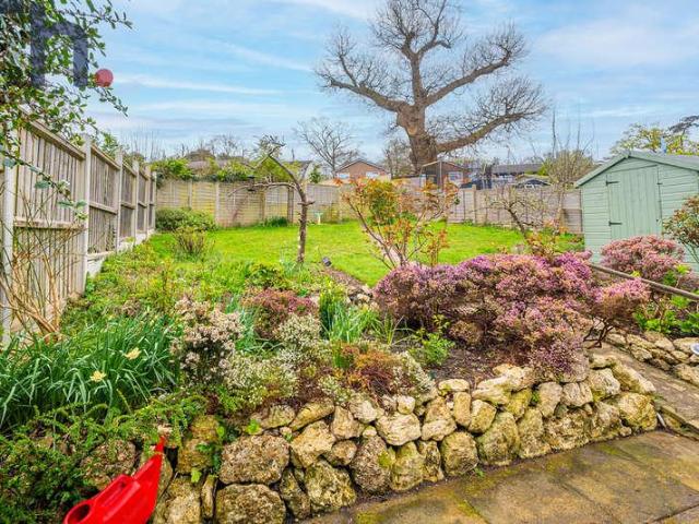 1 bed house for sale