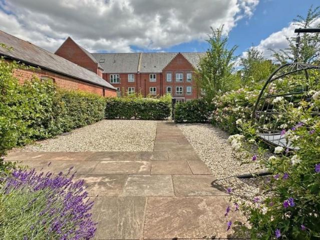 1 bed house for sale