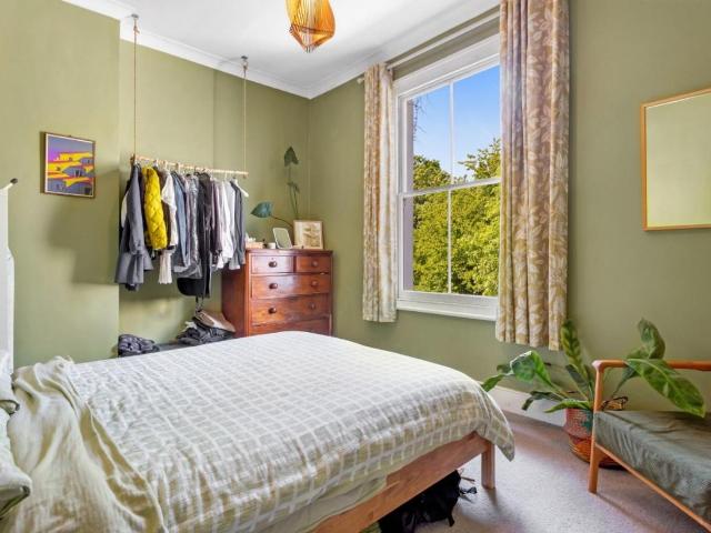 1 bed house for sale
