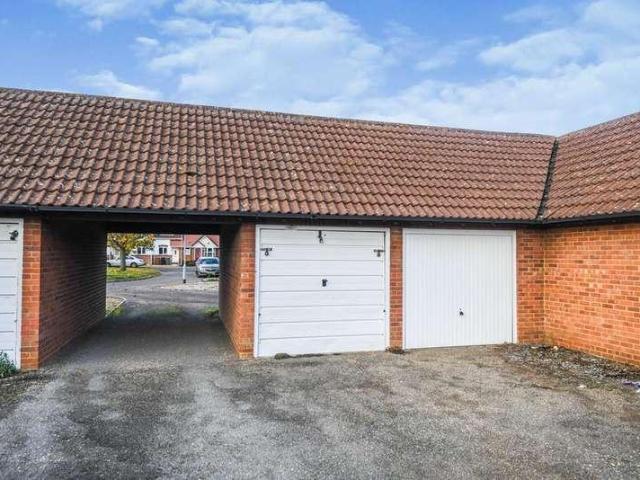 1 bed house for sale