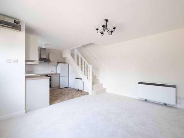 1 bed house for sale