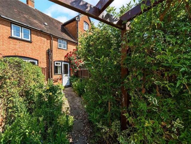 1 bed house for sale