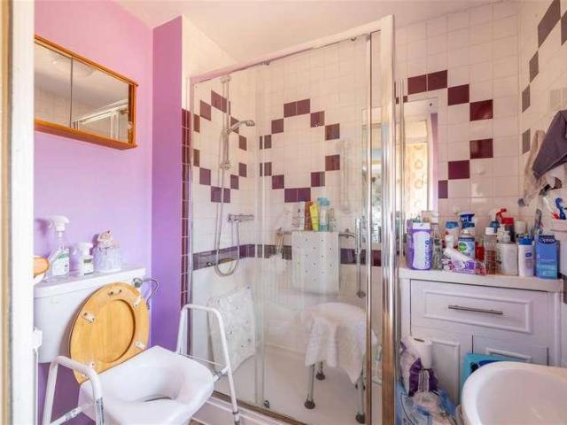 1 bed house for sale