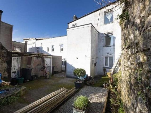1 bed house for sale