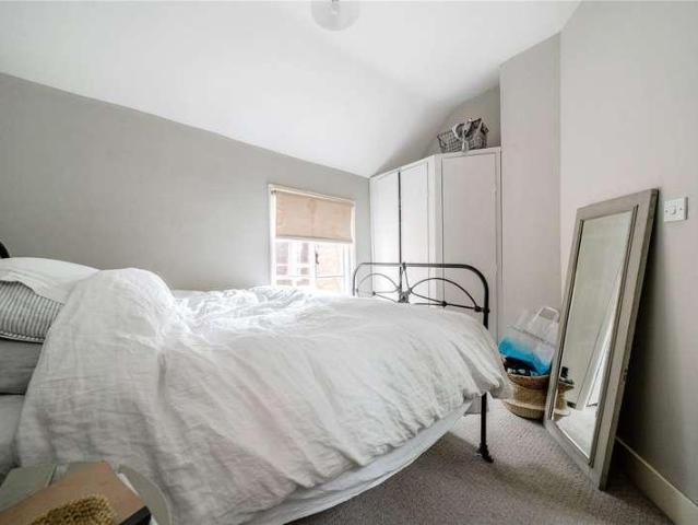 1 bed house for sale