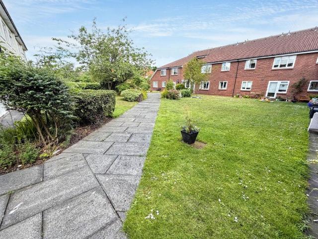 1 bed house for sale