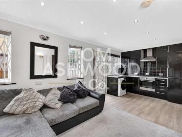1 bed house for sale