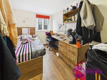 1 bed house for sale