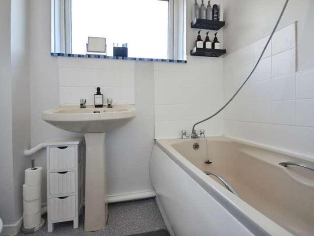 1 bed house for sale