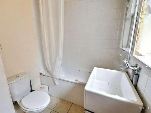 1 bed house for sale