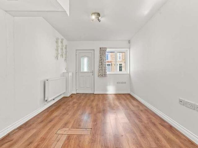 1 bed house for sale