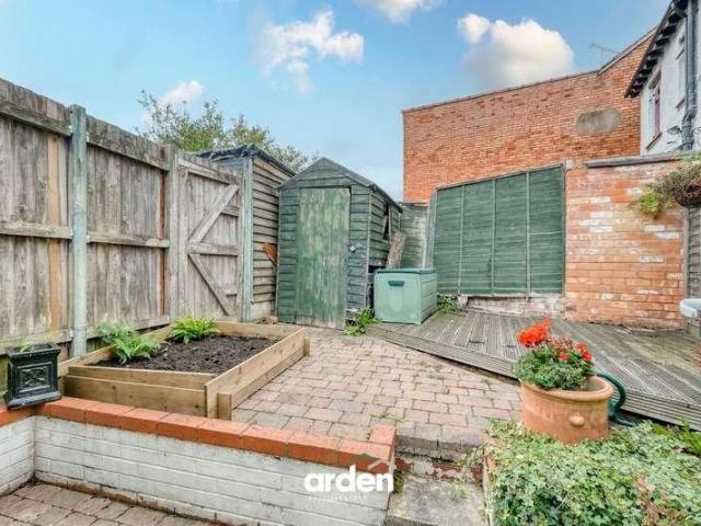 1 bed house for sale