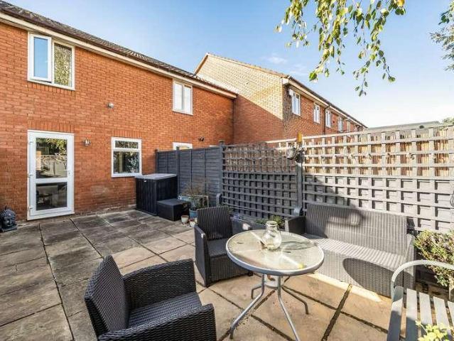 1 bed house for sale