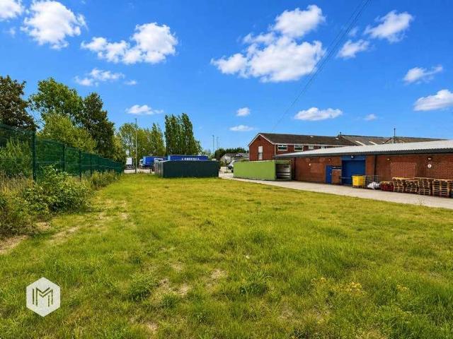 1 bed house for sale
