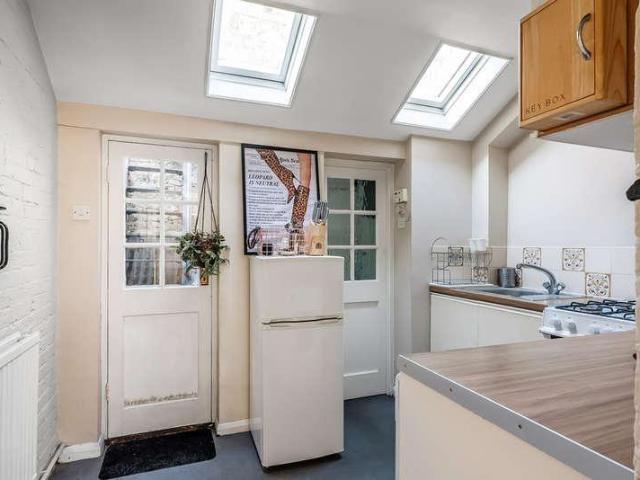1 bed house for sale