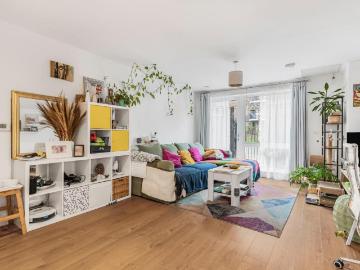 1 bed house for sale