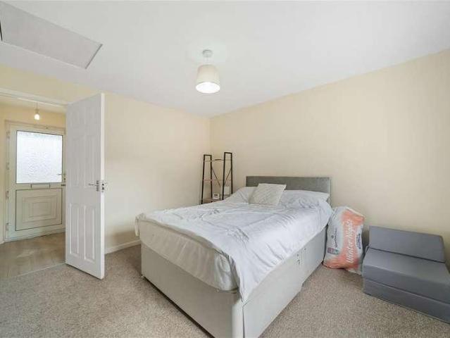 1 bed house for sale