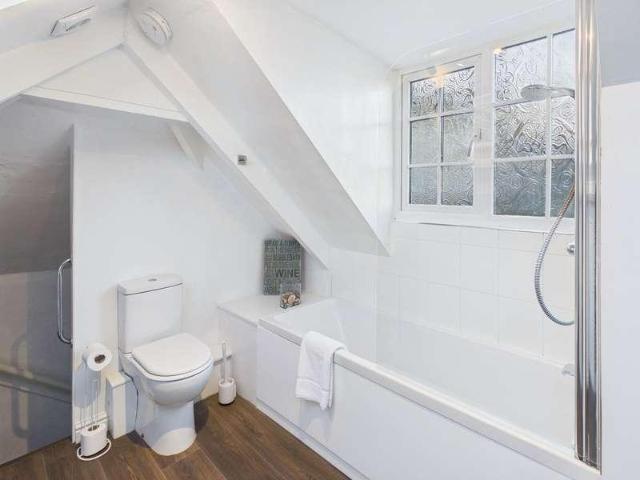 1 bed house for sale