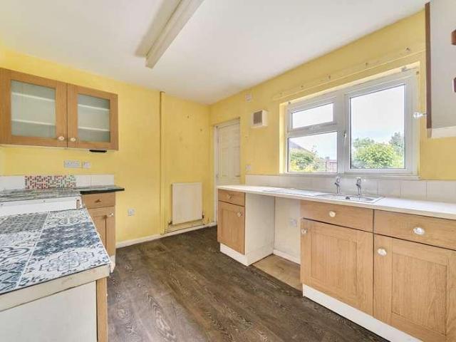 1 bed house for sale
