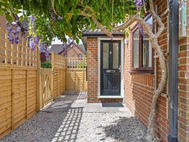 1 bed house for sale