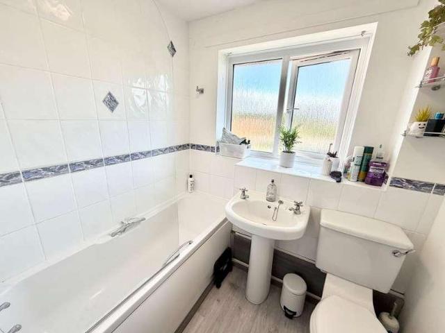 1 bed house for sale