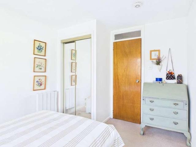 1 bed house for sale