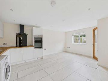 1 bed house for sale
