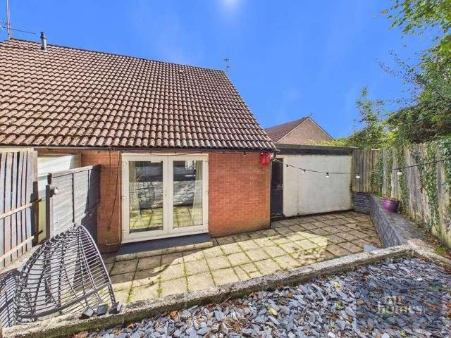 1 bed house for sale