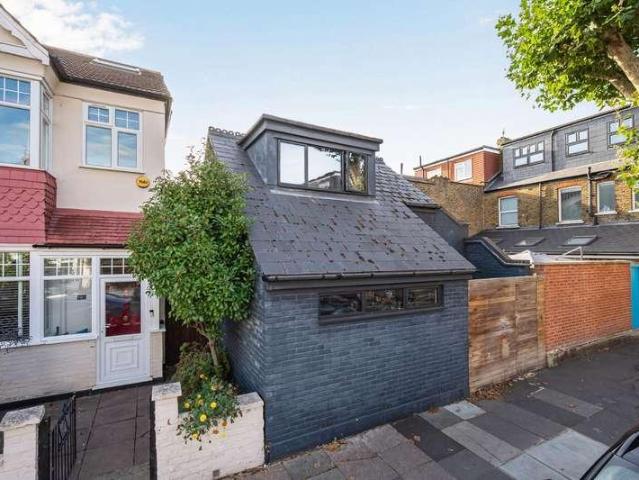 1 bed house for sale