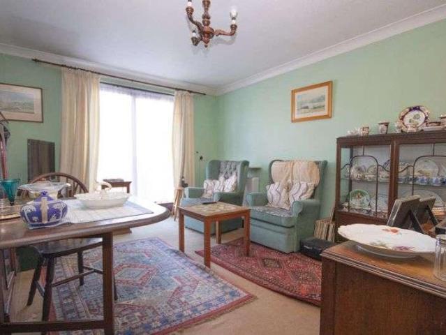 1 bed house for sale