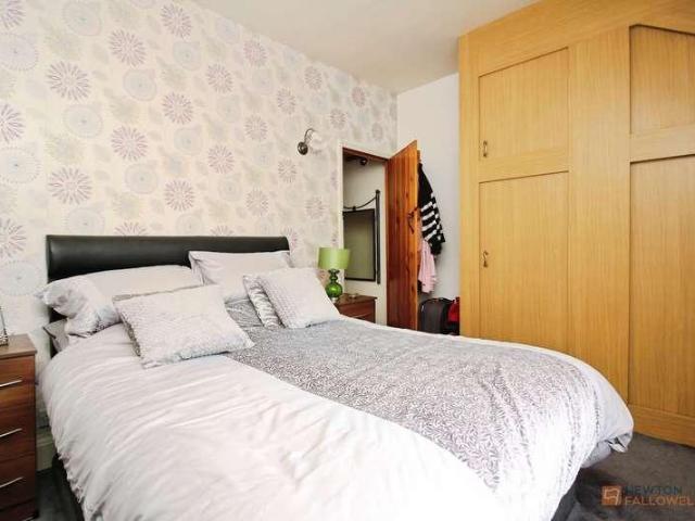 1 bed house for sale