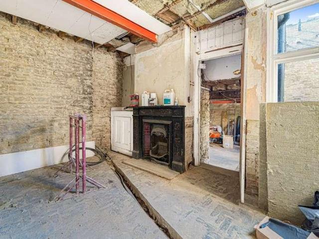 1 bed house for sale
