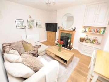 1 bed house for sale