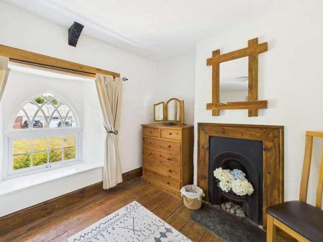 1 bed house for sale