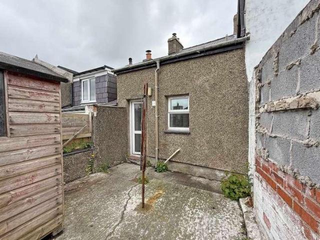1 bed house for sale