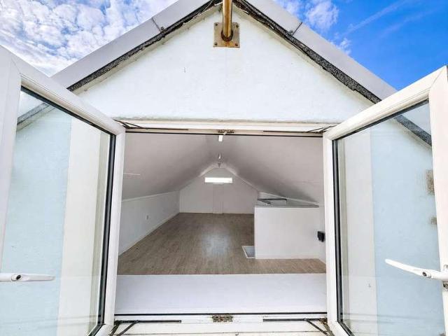 1 bed house for sale