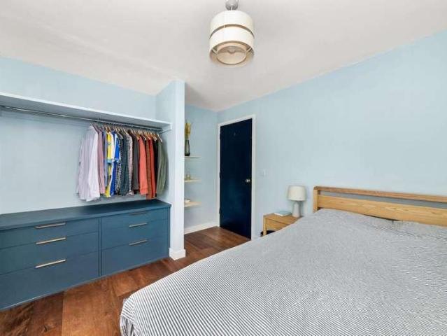 1 bed house for sale