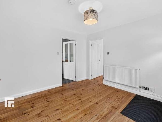1 bed house for sale