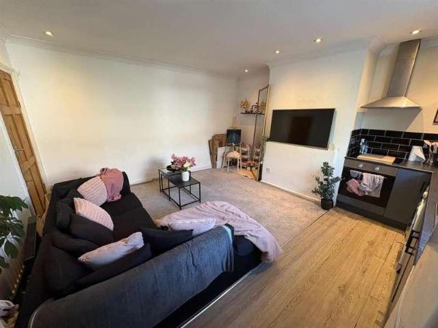 1 bed house for sale
