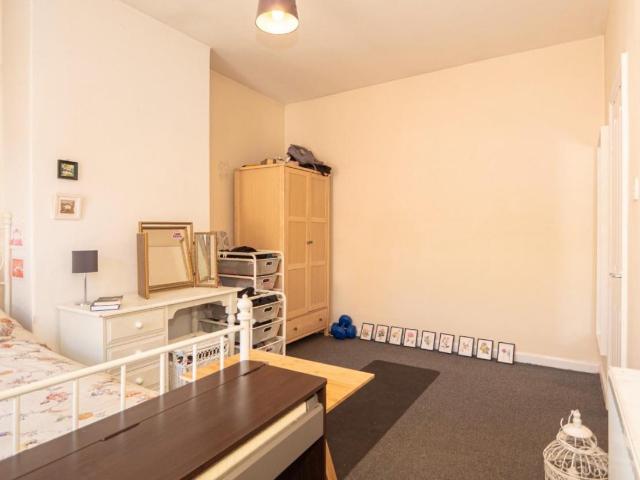 1 bed house for sale