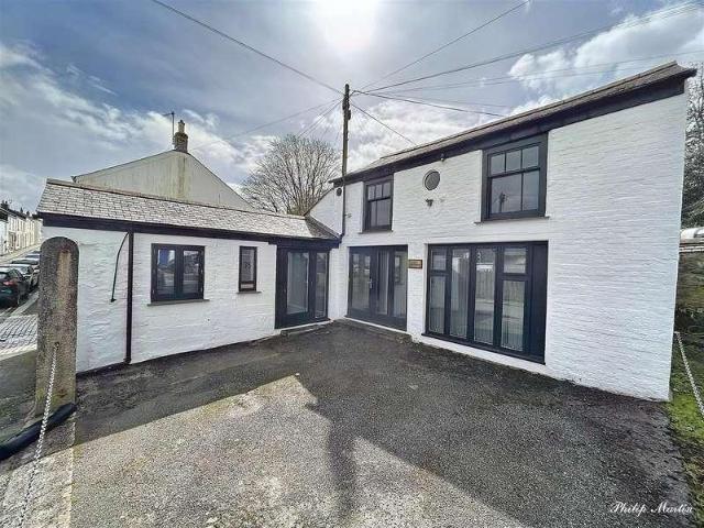1 bed house for sale