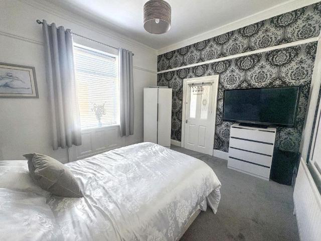 1 bed house for sale