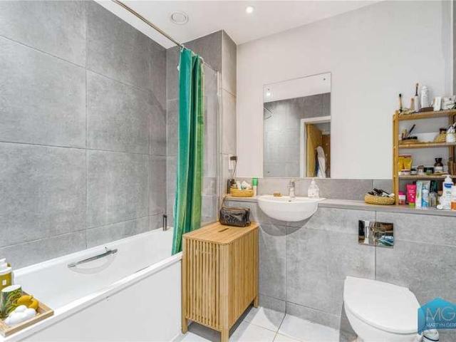 1 bed house for sale