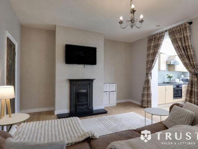 1 bed house for sale