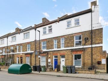 1 bed house for sale