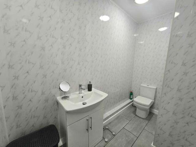 1 bed house for sale