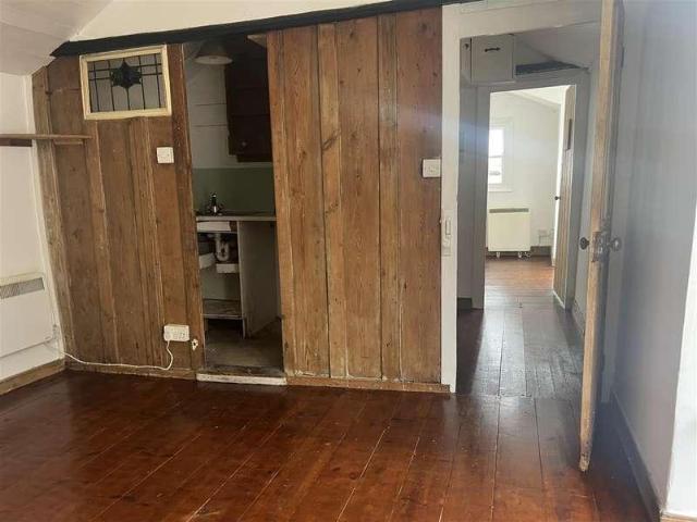 1 bed house for sale