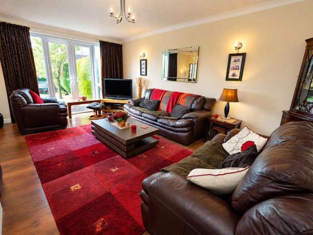 1 bed house for sale